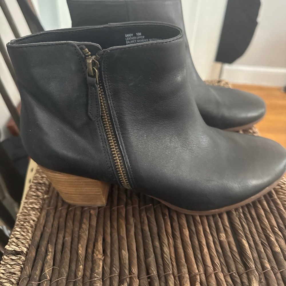 Elegant Black Leather Ankle Booties